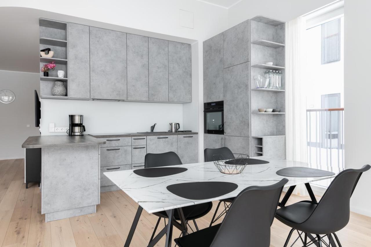 Dashaus 2 Bedroom Apartment Tallinn Bagian luar foto